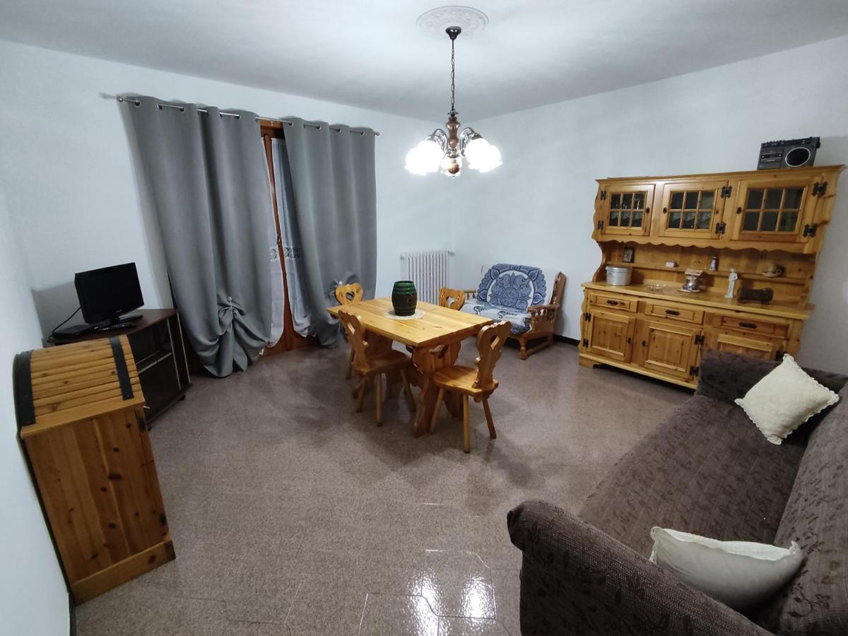Casa Vacanza Il Corbetto Di Michela & Matteo Locana Exteriör bild