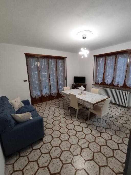Casa Vacanza Il Corbetto Di Michela & Matteo Locana Exteriör bild