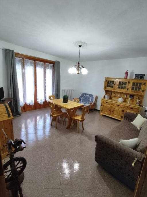 Casa Vacanza Il Corbetto Di Michela & Matteo Locana Exteriör bild